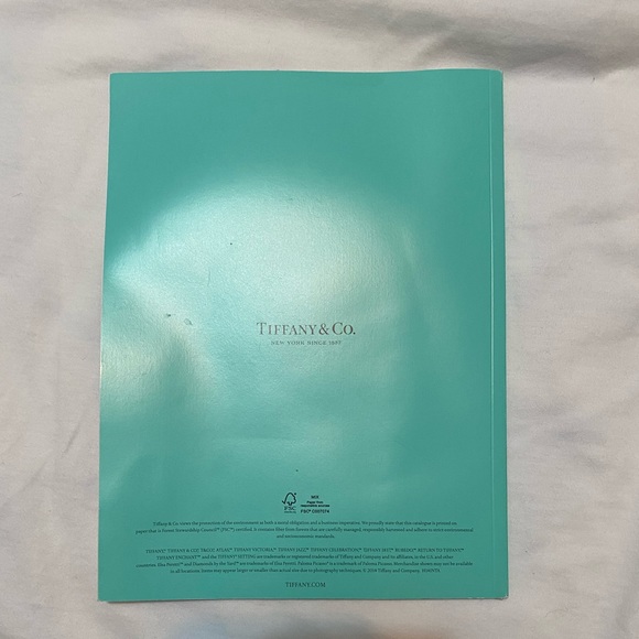 CANADA DAY SALE Tiffany and Company Coffee table book - Picture 2 of 5